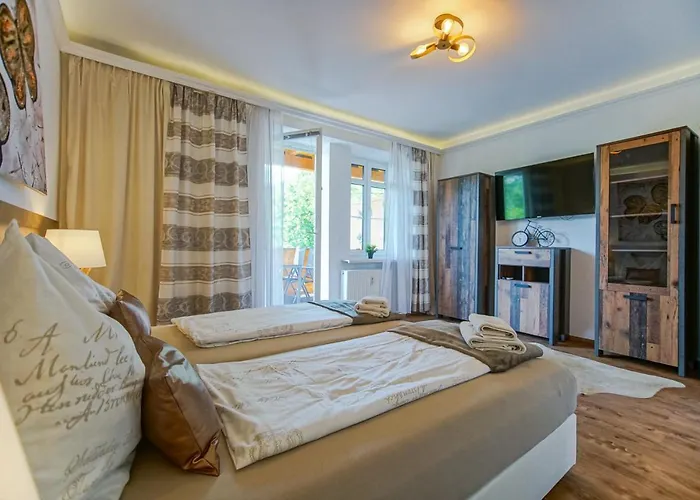 Auszeit Steiraland 7 Mit Ueberdachten Balkon Und Parkplatz لوبن