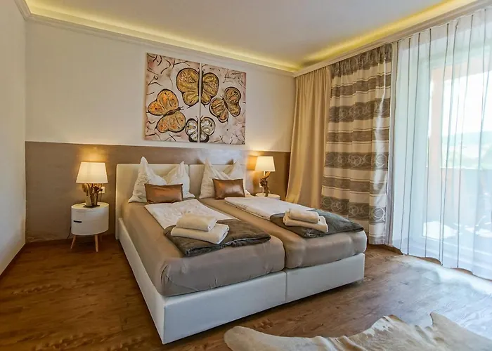 Auszeit Steiraland 7 Mit Ueberdachten Balkon Und Parkplatz Lägenhet