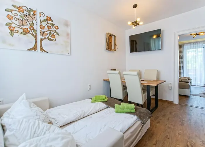 Auszeit Steiraland 7 Mit Ueberdachten Balkon Und Parkplatz